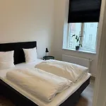 酒店 提特豪特莱特酒店 3*