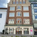 提特豪特莱特酒店 酒店 3*