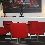 酒店 提特豪特莱特酒店 3*